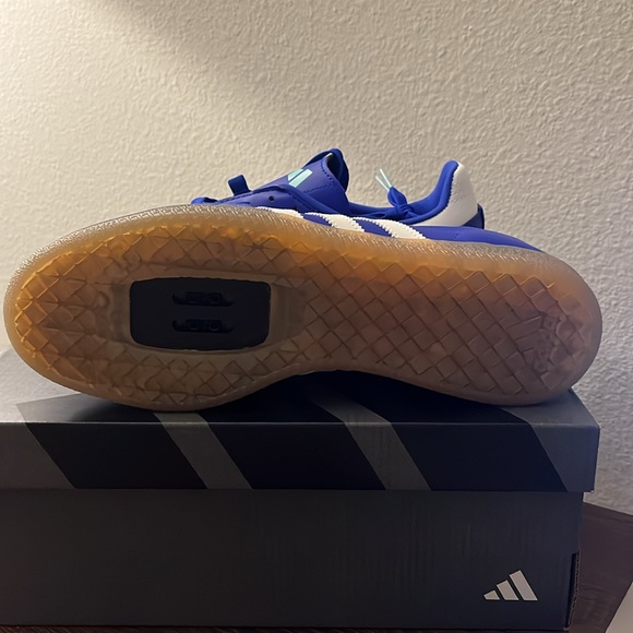 NWT Adidas Men's The Velosamba Vegan Shoes - Lucid Blue/Off White - HQ6709 - Picture 9 of 12